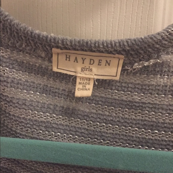 Cardigan - Picture 2 of 5